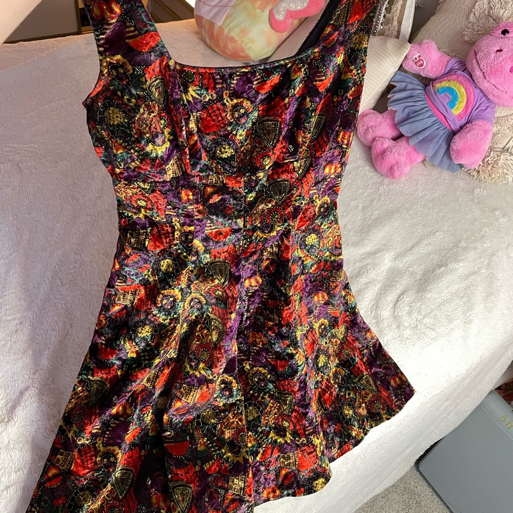 VINTAGE and beautiful velvet dress by Contempo Casuals size 6/7